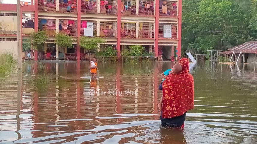 লক্ষ্মীপুরে বন্যা