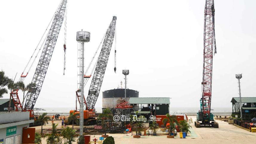 ship_breakingyard1_26apr25.jpg