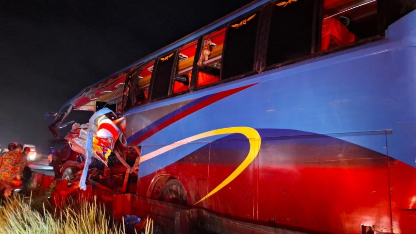 dhaka_mawa_accident.jpg