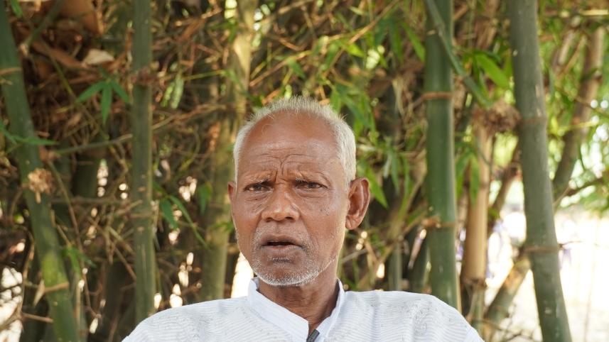 aadibaasii_muktiyoddhaa_naaraayynn_cndr_muraari.jpg