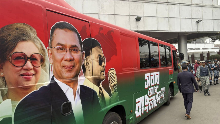 tarique_bus.jpg