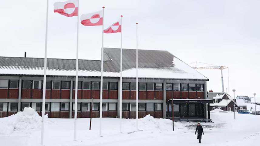 women-greenland.jpg