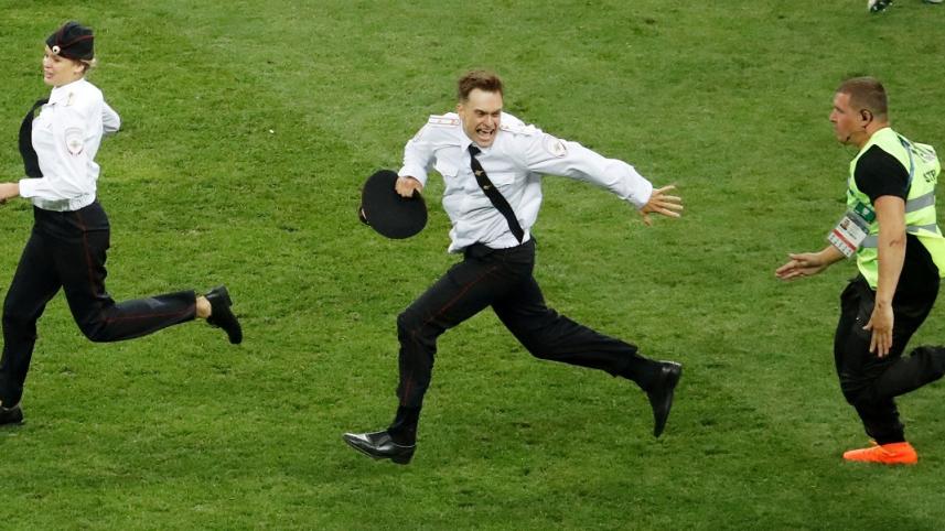 2018-07-15T183222Z_1033241748_RC163B5B4700_RTRMADP_3_SOCCER-WORLDCUP-FINAL.JPG