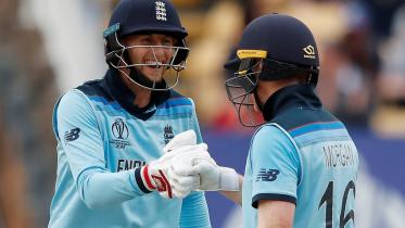 2019-07-11T163224Z_126393085_RC1DBA670240_RTRMADP_3_CRICKET-WORLDCUP-AUS-ENG.JPG