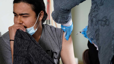 2021-04-16T215256Z_1244576807_RC29XM9ITAU2_RTRMADP_3_HEALTH-CORONAVIRUS-VACCINES-RURAL.jpg