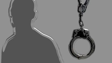 arrest2_2.jpg
