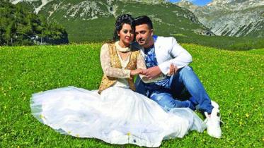 shakib-khan-and-bubli.jpg