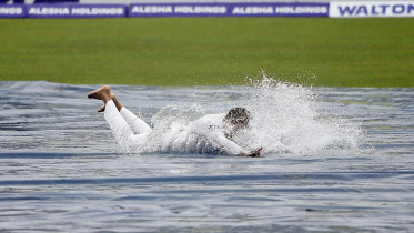 shakib_al_hasan_skid.jpg