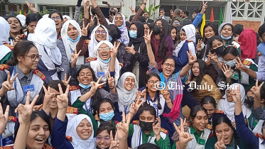 girls_celebration.jpg