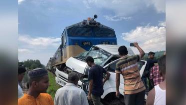 rail-level-crossing-at-ctg_ds_collected.jpg