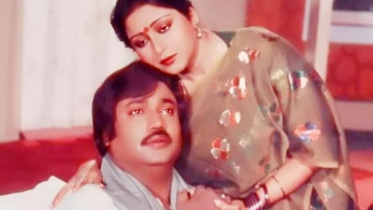 সিনেমার দৃশ্যে অঞ্জনা ও জসিম। ছবি: অঞ্জনার ভেরিফায়েড পেজ থেকে নেওয়া