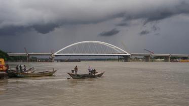 modhumoti_bridge_1.jpg
