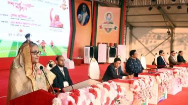 pm_hasina_football.jpg