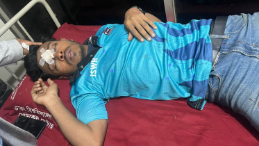 আহত.jpg