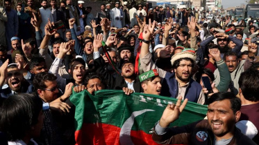 peshwar_protest_pti.jpg
