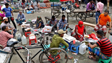 কারওয়ানবাজার রুটি সবজি