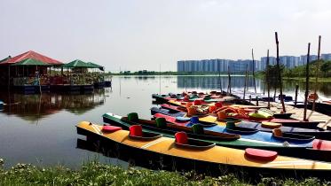 দিয়াবাড়িতে কায়াকিং