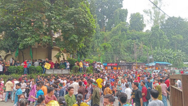 চট্টগ্রামে আদিবাসী সম্প্রদায়ের বিক্ষোভ। ছবি: স্টার 