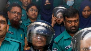journalist_shakil_ahmed_and_farzana_rupa.jpg