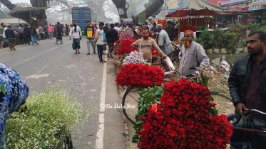যশোরে ফুলের বাজার