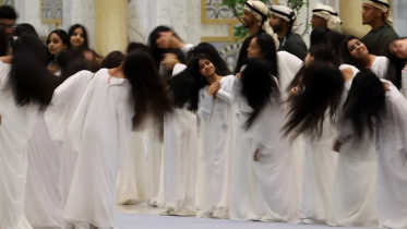 uae_dance.jpg