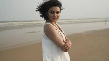 দুই বাংলার জনপ্রিয় অভিনেত্রী জয়া আহসান। ছবি: জয়ার অফিশিয়াল ফেসবুক পেজ