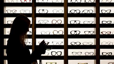 eye_glass_reuters.jpg