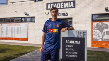 valencia_coach.jpg