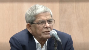 অনুষ্ঠানে বক্তব্য দিচ্ছেন মির্জা ফখরুল ইসলাম আলমগীর। ছবি: ভিডিও থেকে নেওয়া